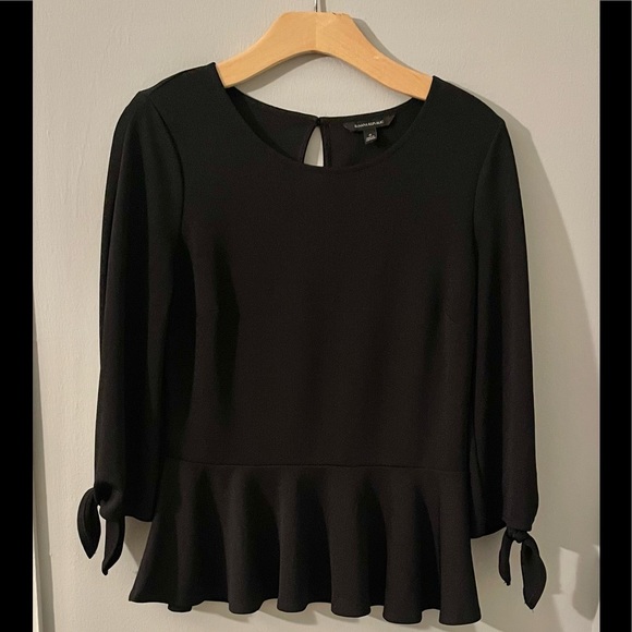 Banana Republic Black Tie-Sleeve Crepe Top - Picture 3 of 5